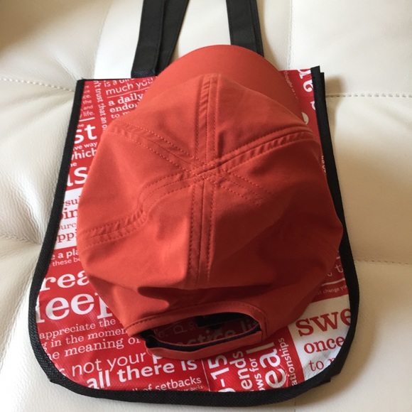 NWT AMRN RED LULULEMON  LIGHTSPEED RUN HAT CAP OS - Picture 2 of 6